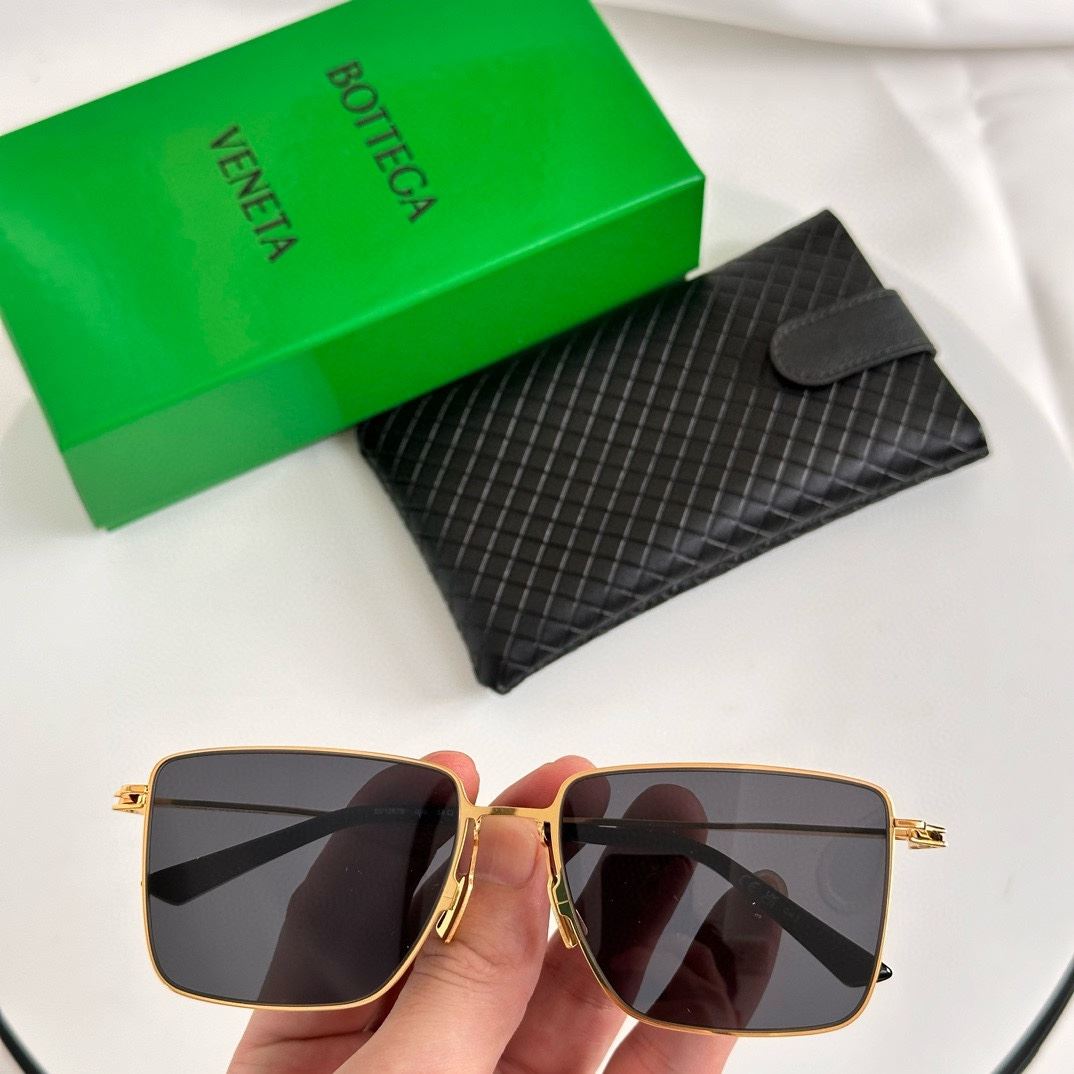 Bottega Veneta Sunglasses